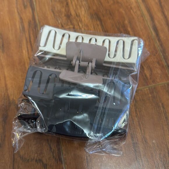 NWT (4) Large Hair Claw Clips 4.1" Non-slip Big Square Matte Banana Clips - Picture 4 of 5